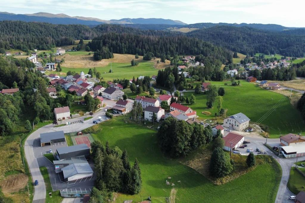 Chic & Champetre Au Coeur Du Haut-Jura ラムラ エクステリア 写真